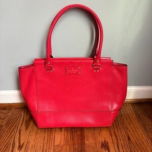 Kate Spade New York Wellesley Camryn Tote – Red Pebbled Leather
